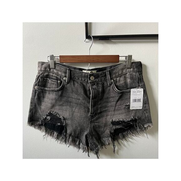 Free People We The Free loving good vibrations cutoff shorts women's size 28 - Picture 1 of 4